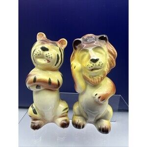 RARE Vintage Porcelain Ceramic Lion & Tiger Salt & Pepper Shakers Japan